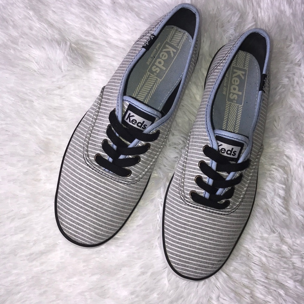 Keds women’s sneakers striped